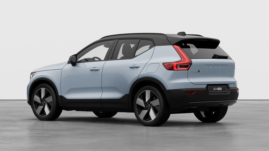 2026 Volvo EX40 ULTRA-1