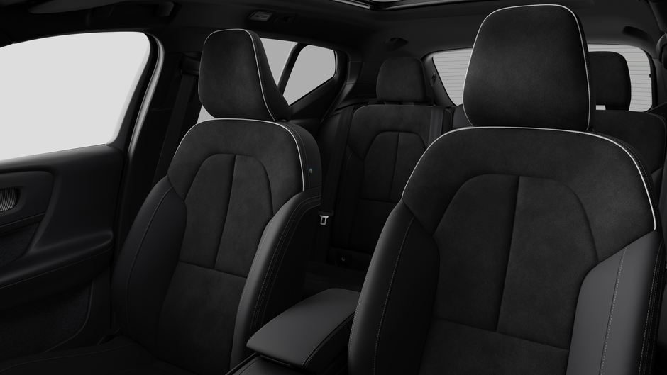 Volvo EX40 Twin Motor, Ultra Black Edition 2026-11