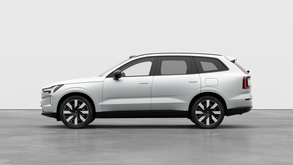 2025 Volvo EX90 ULTRA-7