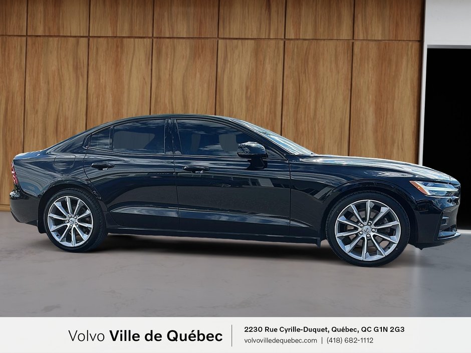 2021 Volvo S60 Momentum-2