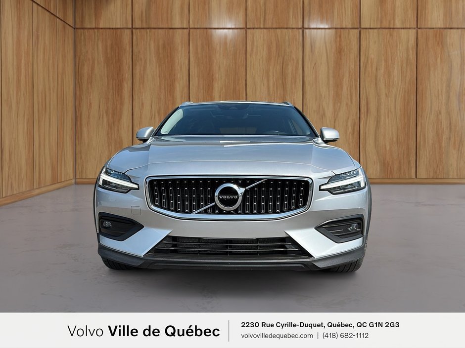 2021 Volvo V60 Cross Country T5-1