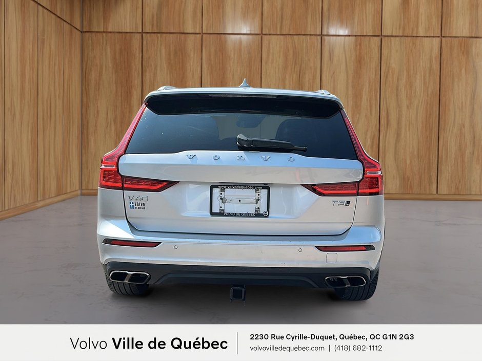 2021 Volvo V60 Cross Country T5-3