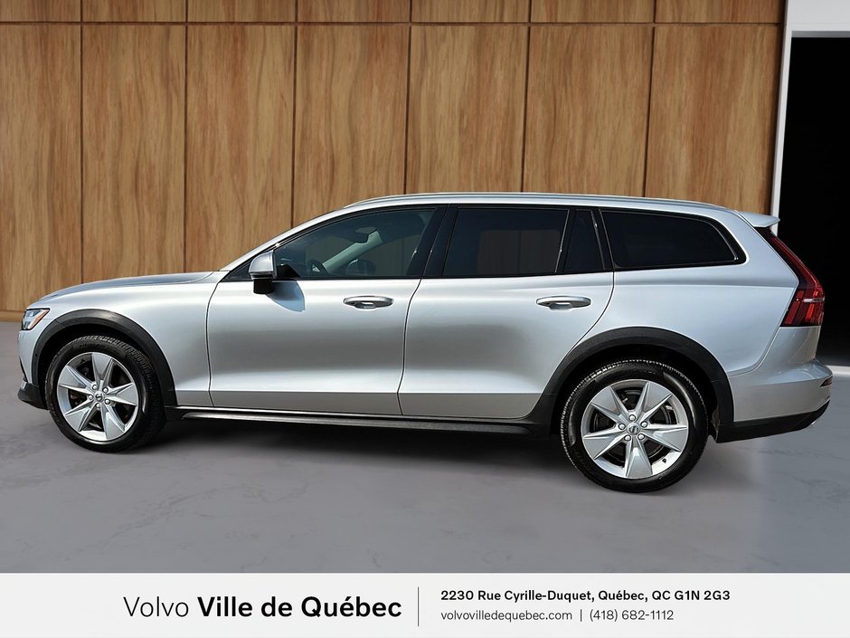 2021 Volvo V60 Cross Country T5-4