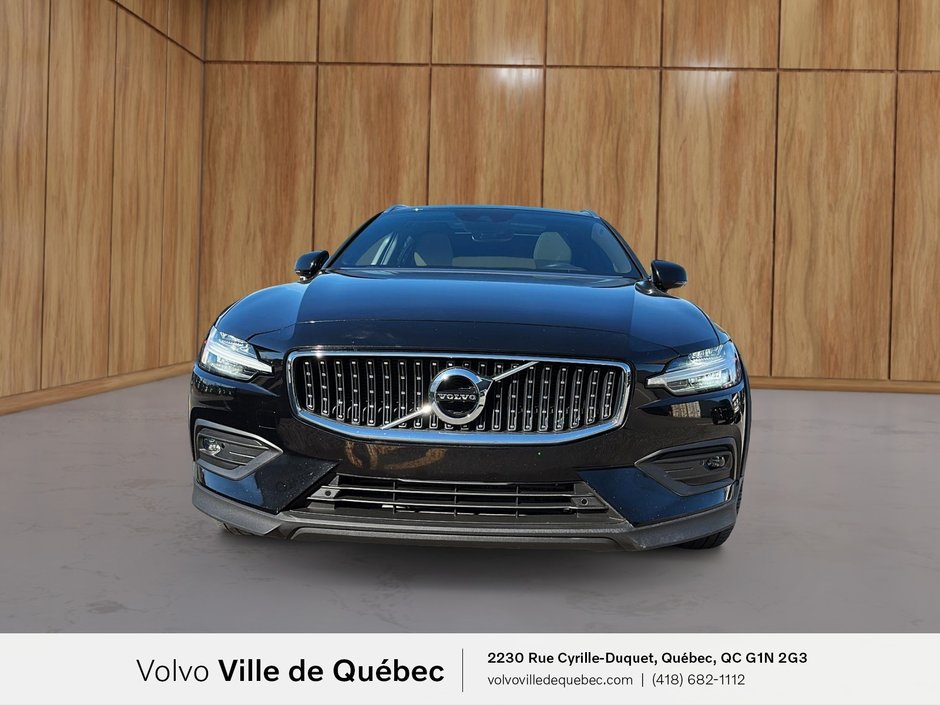 2021 Volvo V60 Cross Country T5-1