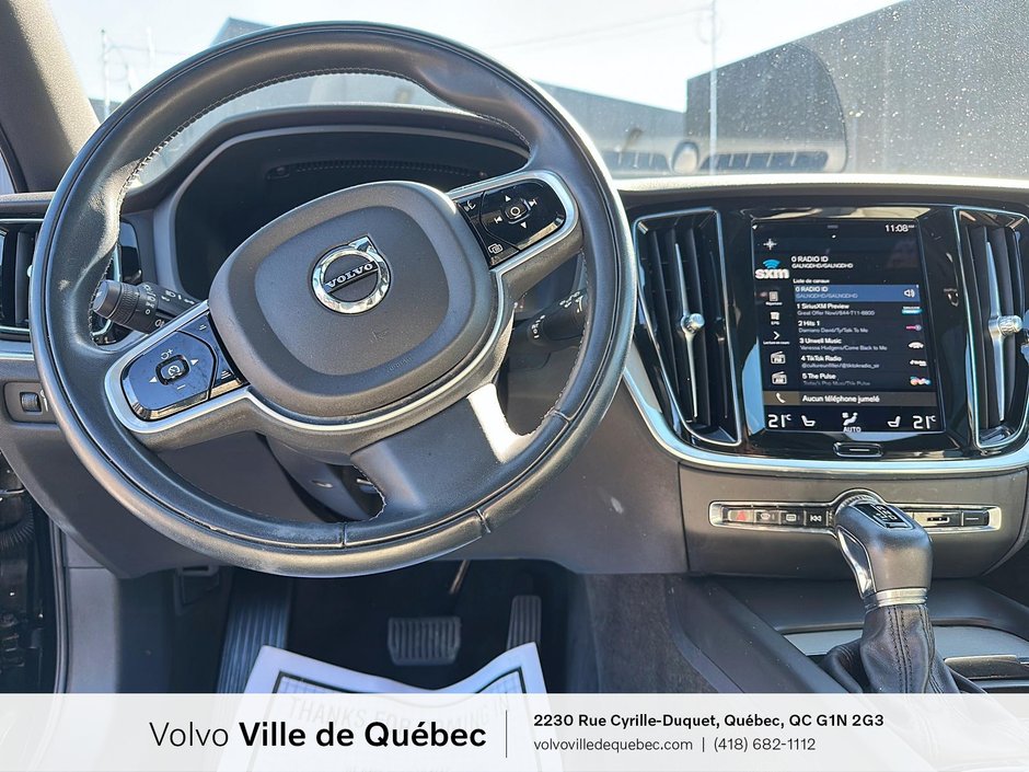 2021 Volvo V60 Cross Country T5-11