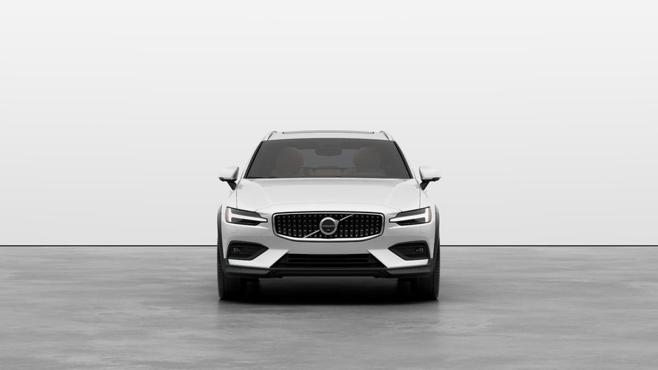 2026 Volvo V60 CROSS COUNTRY ULTRA-2