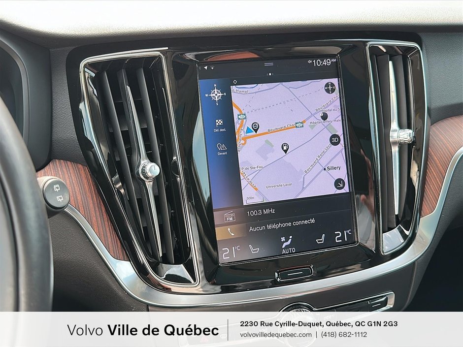 2021 Volvo V60 Momentum-16