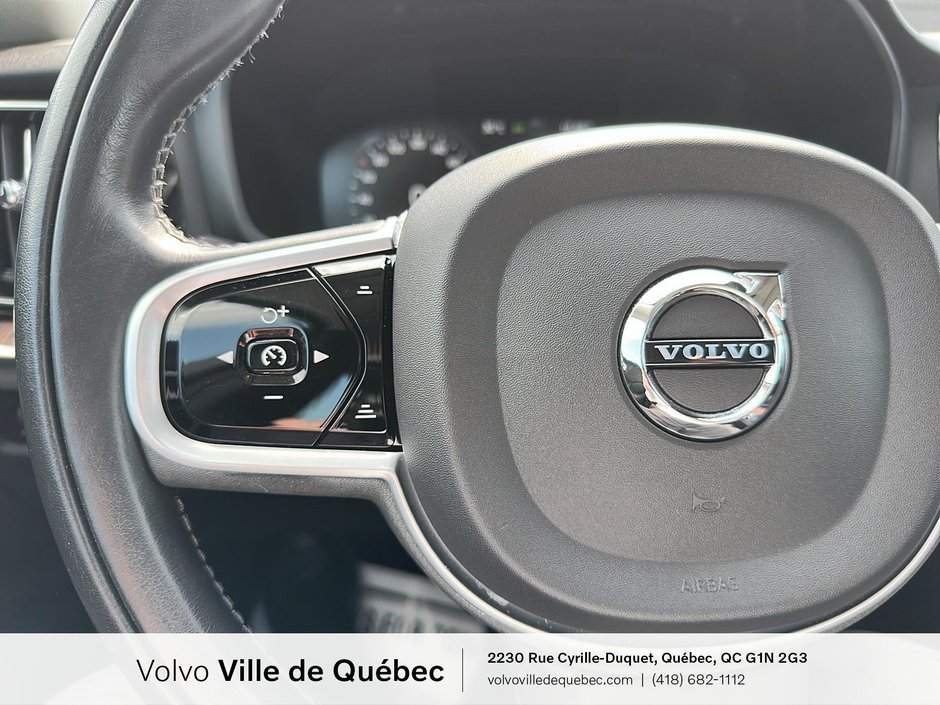 2021 Volvo V60 Momentum-13