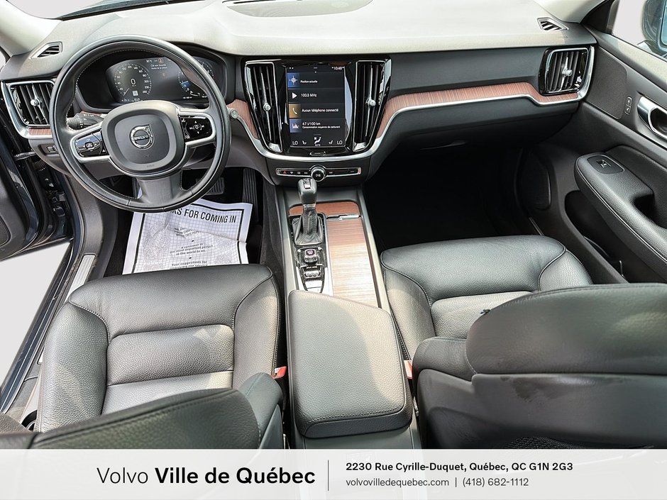 2021 Volvo V60 Momentum-10