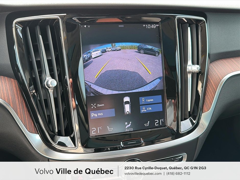 2021 Volvo V60 Momentum-17