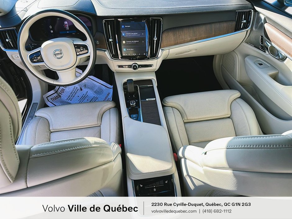 2022 Volvo V90 Cross Country B6-10