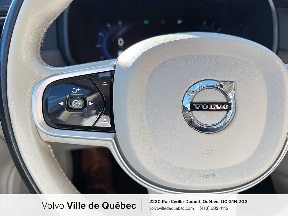 2022 Volvo V90 Cross Country B6-13