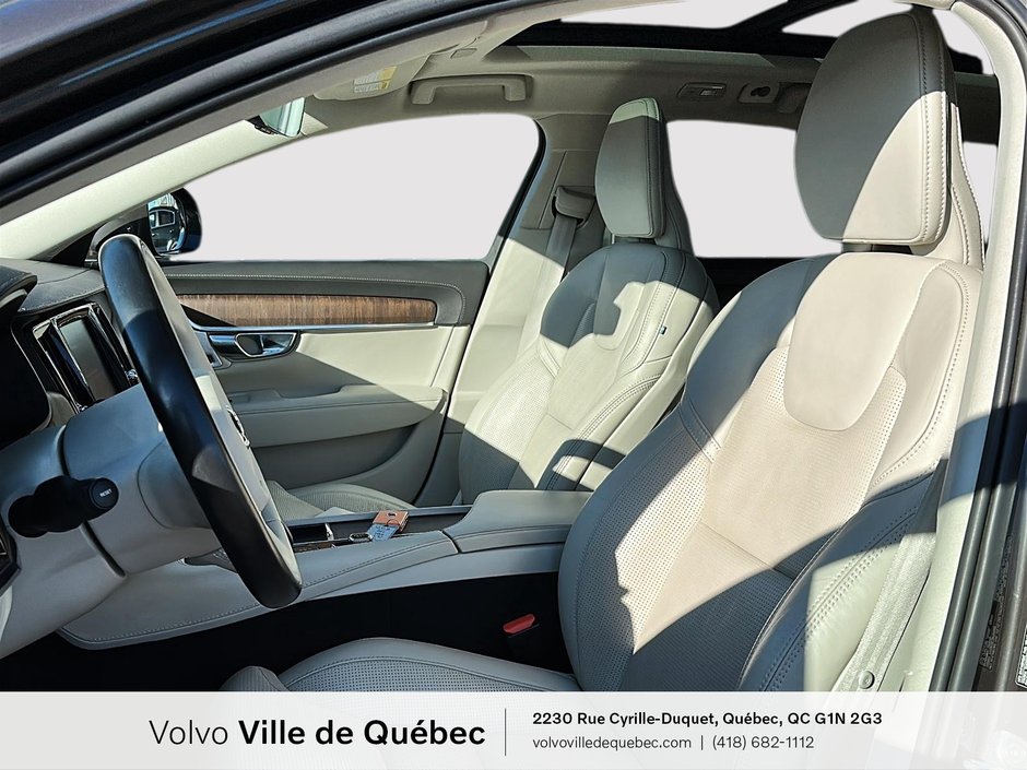 2022 Volvo V90 Cross Country B6-7