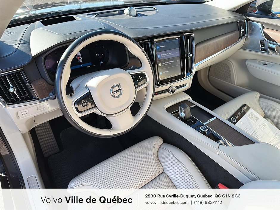 2022 Volvo V90 Cross Country B6-11