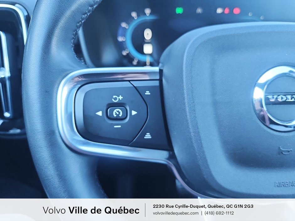 Volvo XC40 Recharge Pure Electric Plus 2022-8