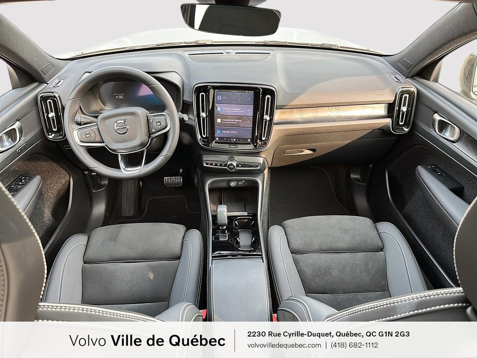 Volvo XC40 Recharge Pure Electric Plus 2023-11