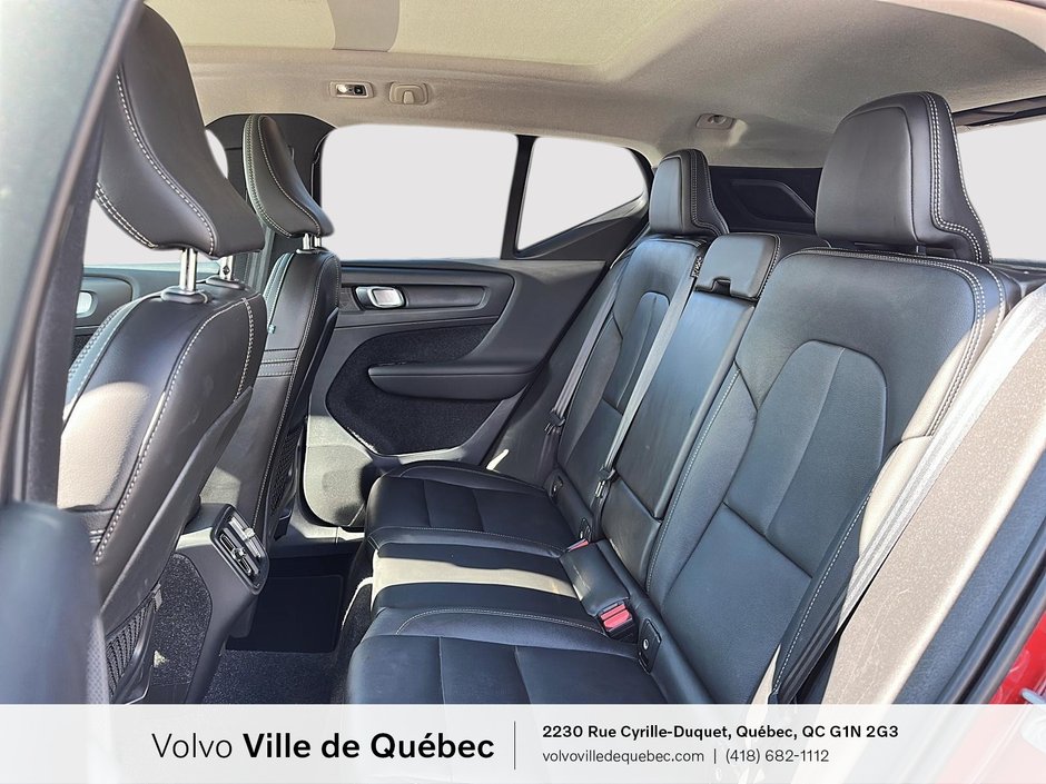 2020 Volvo XC40 Momentum-9