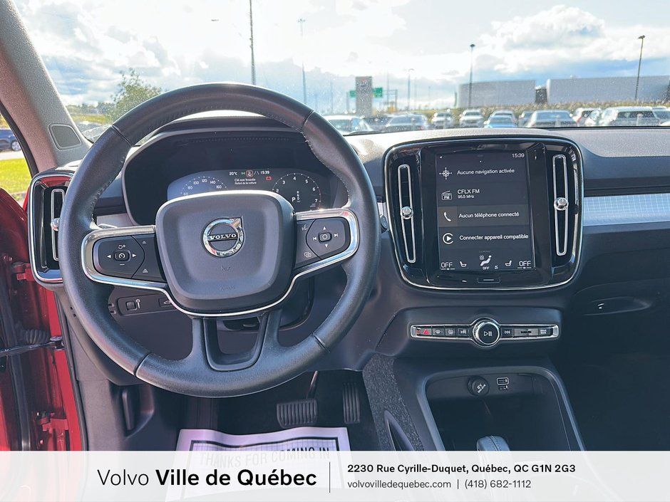 2020 Volvo XC40 Momentum-11