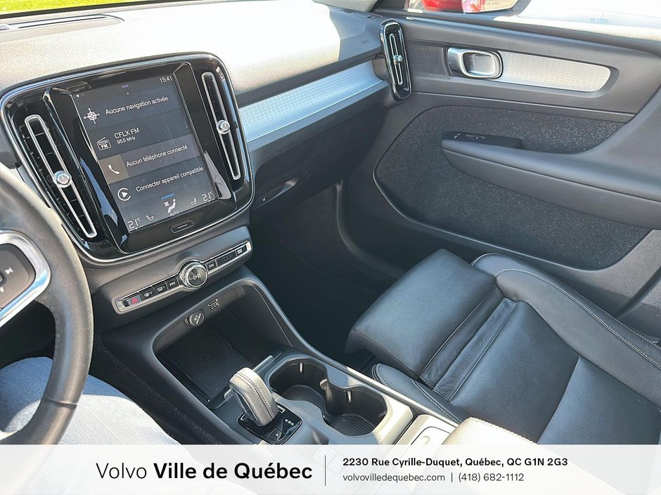 2020 Volvo XC40 Momentum-18