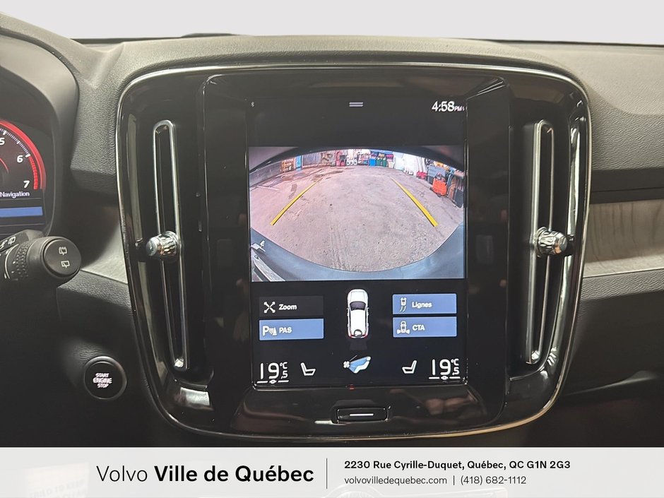 2021 Volvo XC40 Inscription-17