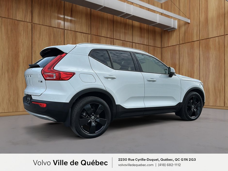 Volvo XC40 Momentum 2021-3