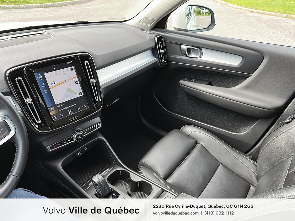 Volvo XC40 Momentum 2021-19