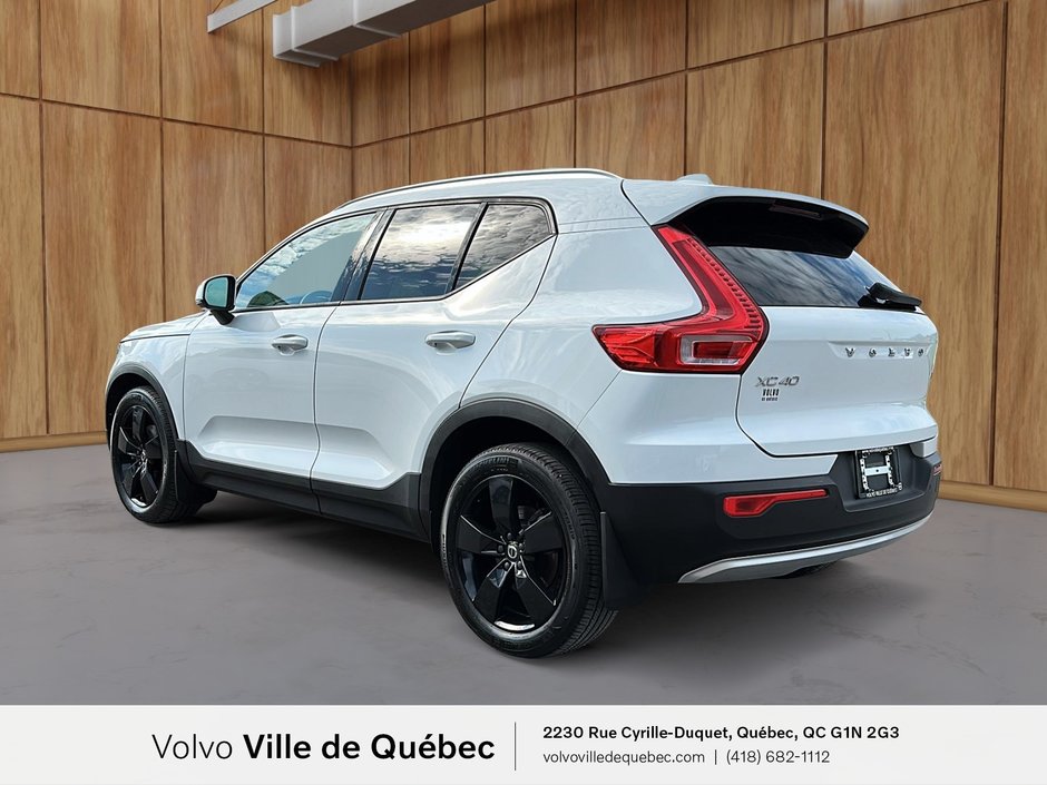 Volvo XC40 Momentum 2021-5