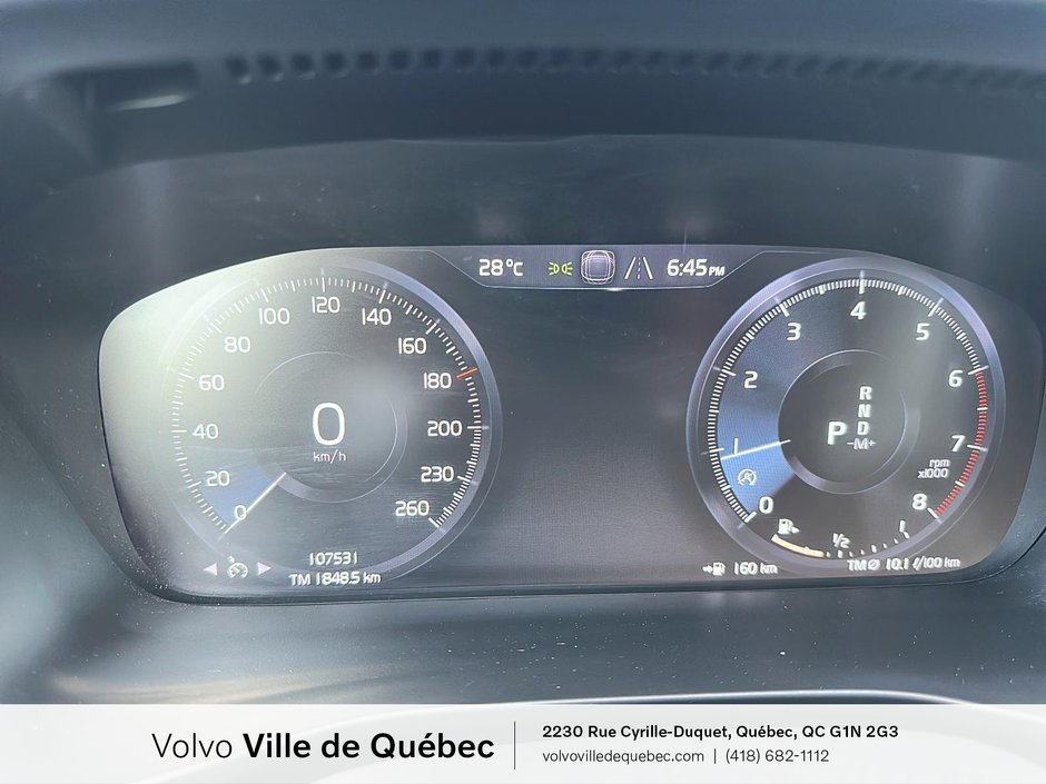 2021 Volvo XC40 Momentum-13