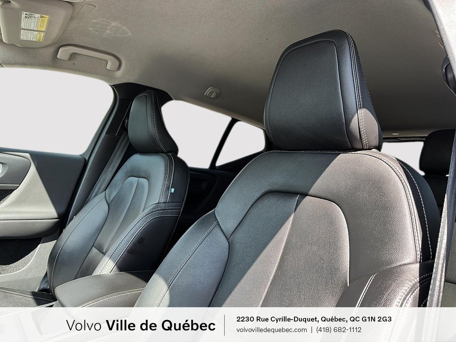 Volvo XC40 Momentum 2021-8