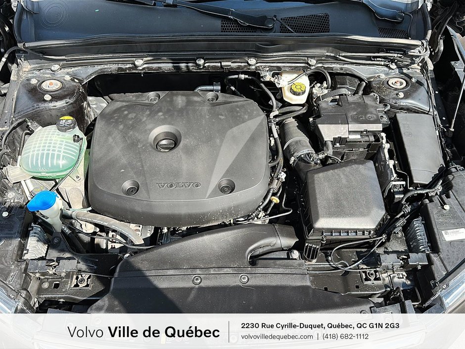 Volvo XC40 Momentum 2021-6