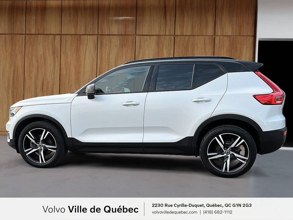Volvo XC40 R-Design 2021-4