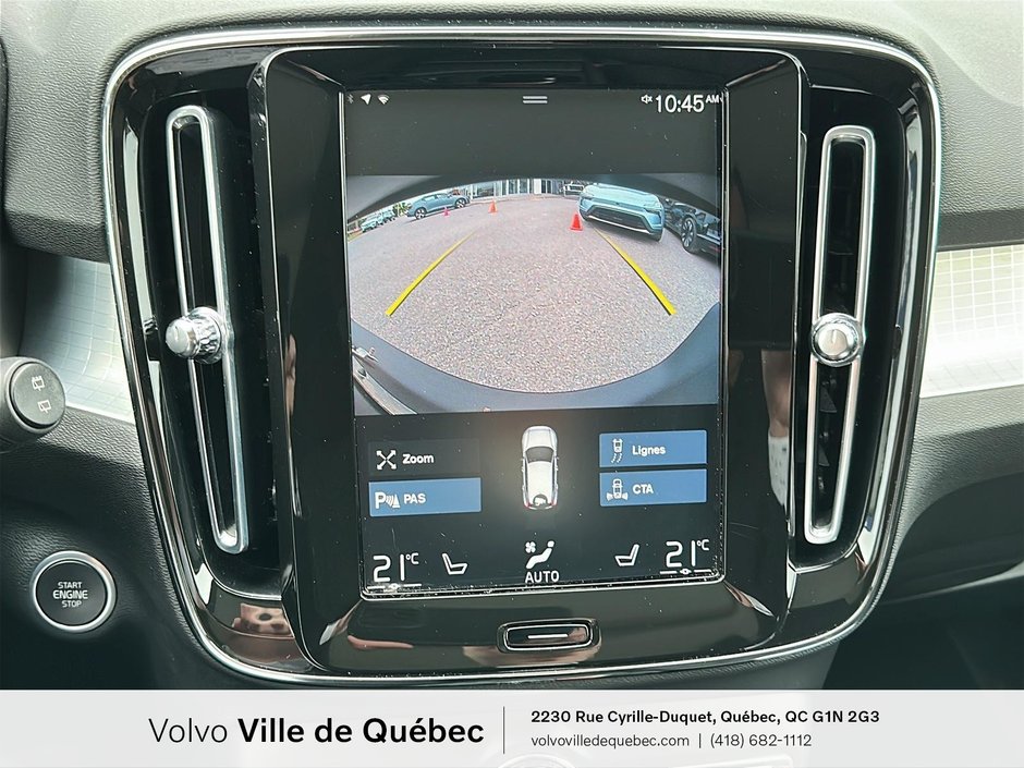 Volvo XC40 Momentum 2021-15
