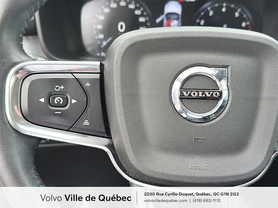 Volvo XC40 Momentum 2021-11