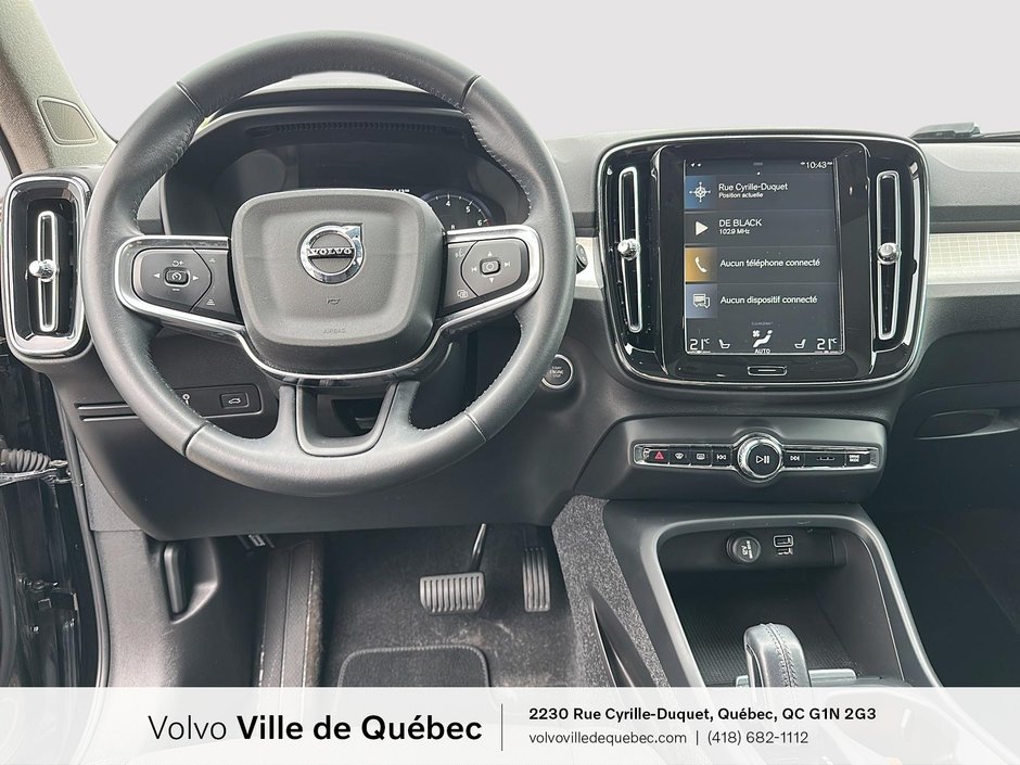 Volvo XC40 Momentum 2021-9