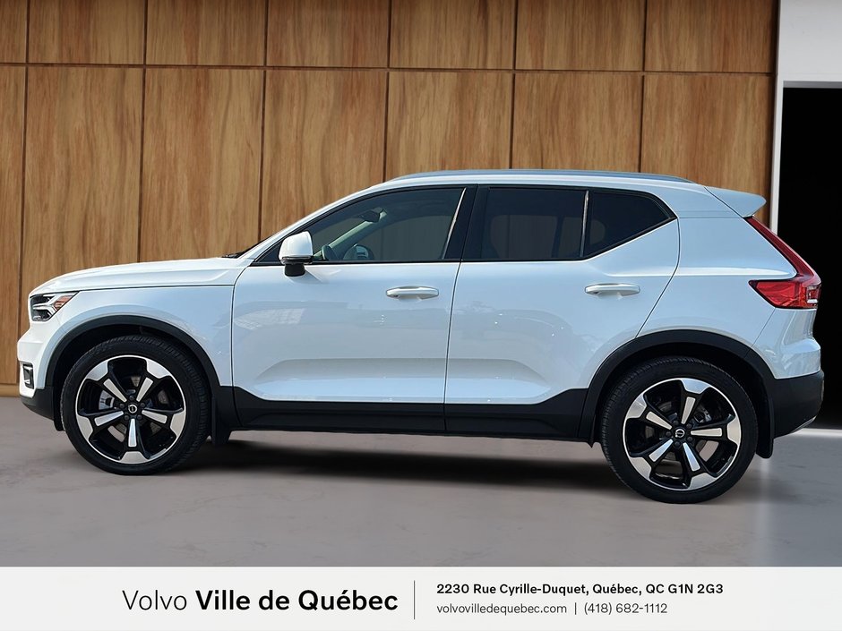 Volvo XC40 Momentum 2021-4