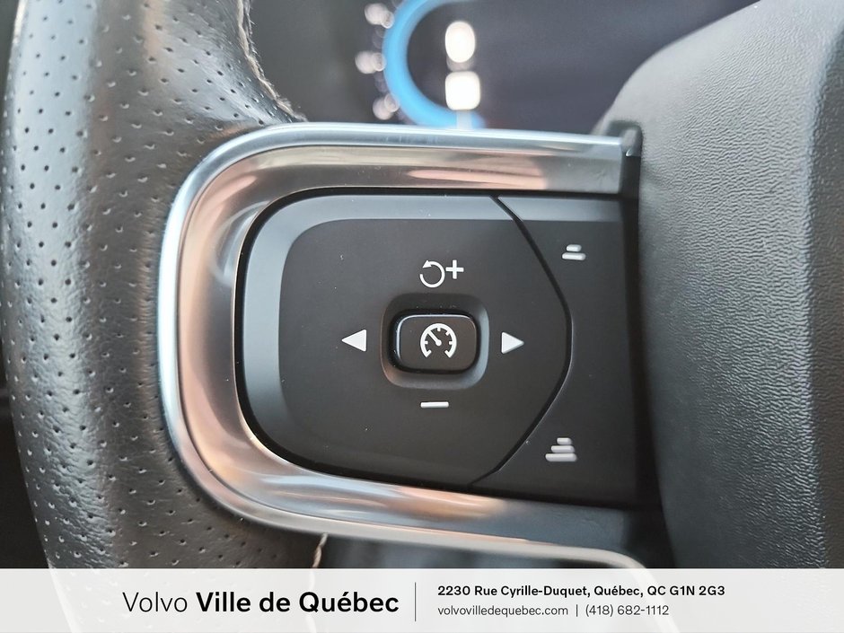 2021 Volvo XC40 P8 AWD-13