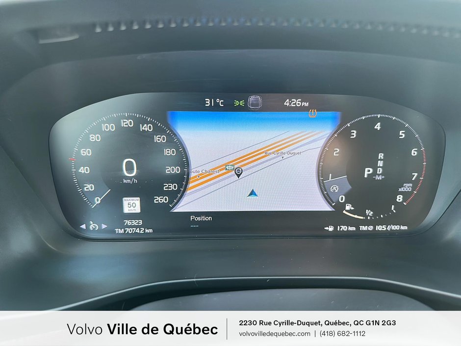 Volvo XC40 Momentum 2021-13