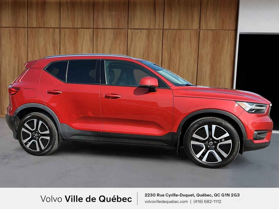 Volvo XC40 Momentum 2021-2