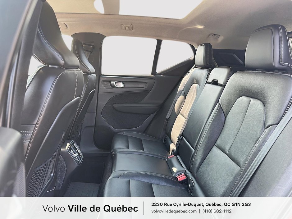 Volvo XC40 Momentum 2021-9