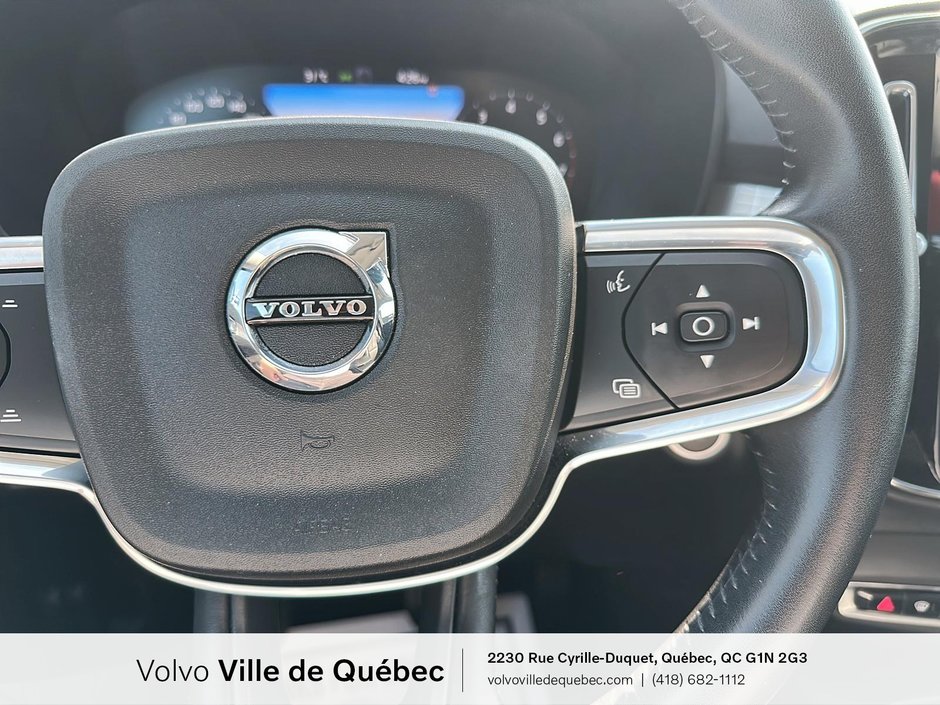 Volvo XC40 Momentum 2021-12