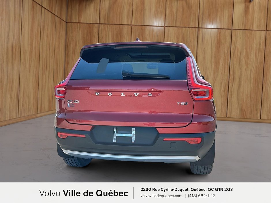 Volvo XC40 Momentum 2021-3