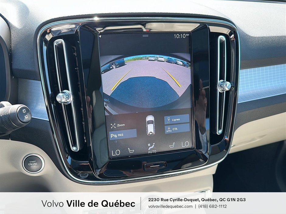 Volvo XC40 Momentum 2021-15
