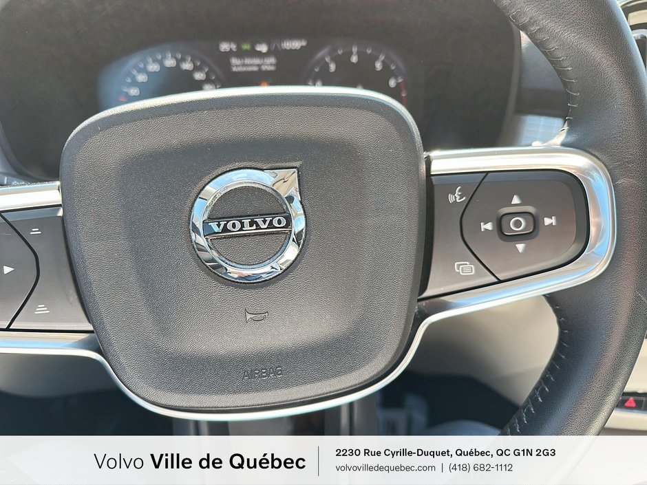 Volvo XC40 Momentum 2021-12