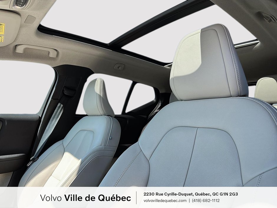 Volvo XC40 Momentum 2021-8