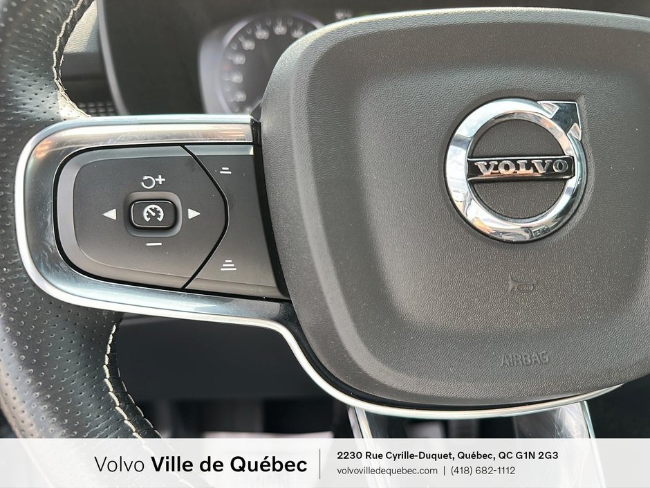 2021 Volvo XC40 R-Design-17