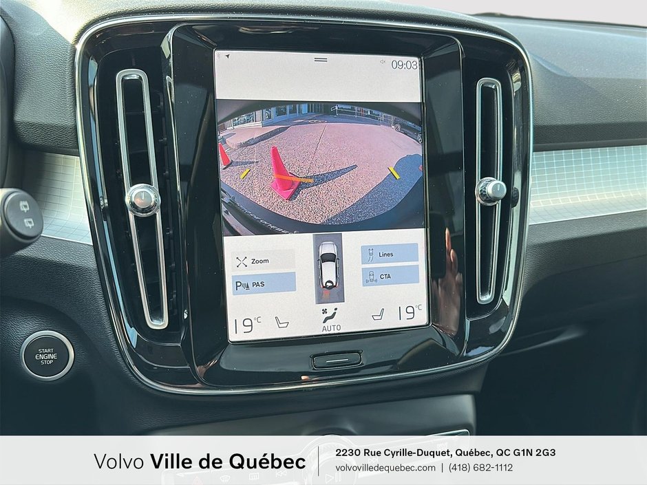 2021 Volvo XC40 Momentum-16