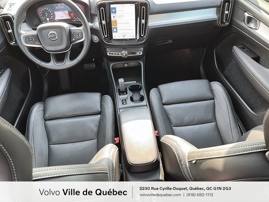 2021 Volvo XC40 Momentum-10