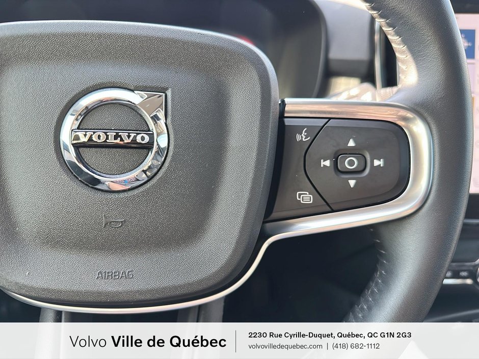 2021 Volvo XC40 Momentum-13