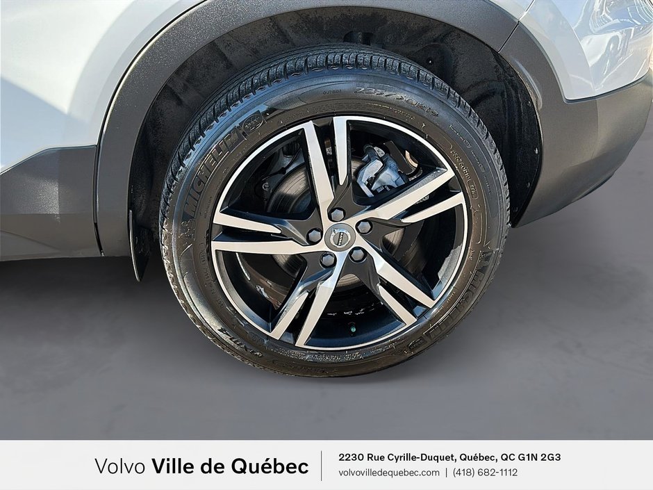 2021 Volvo XC40 R-Design-5