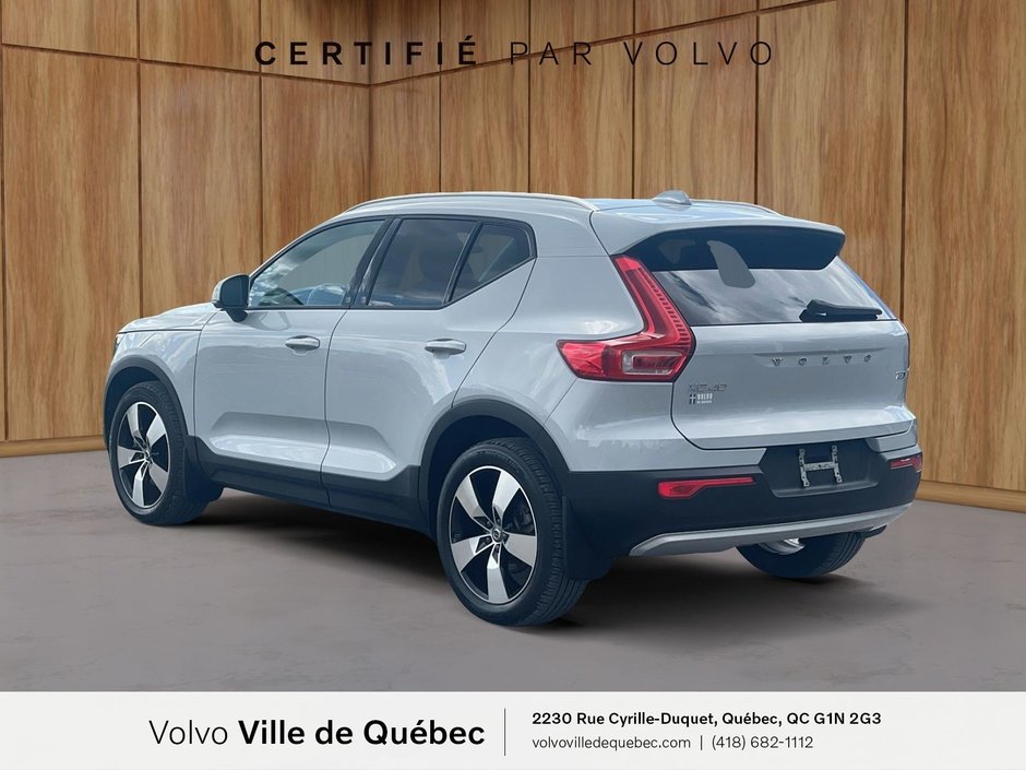 Volvo XC40 Momentum 2022-6